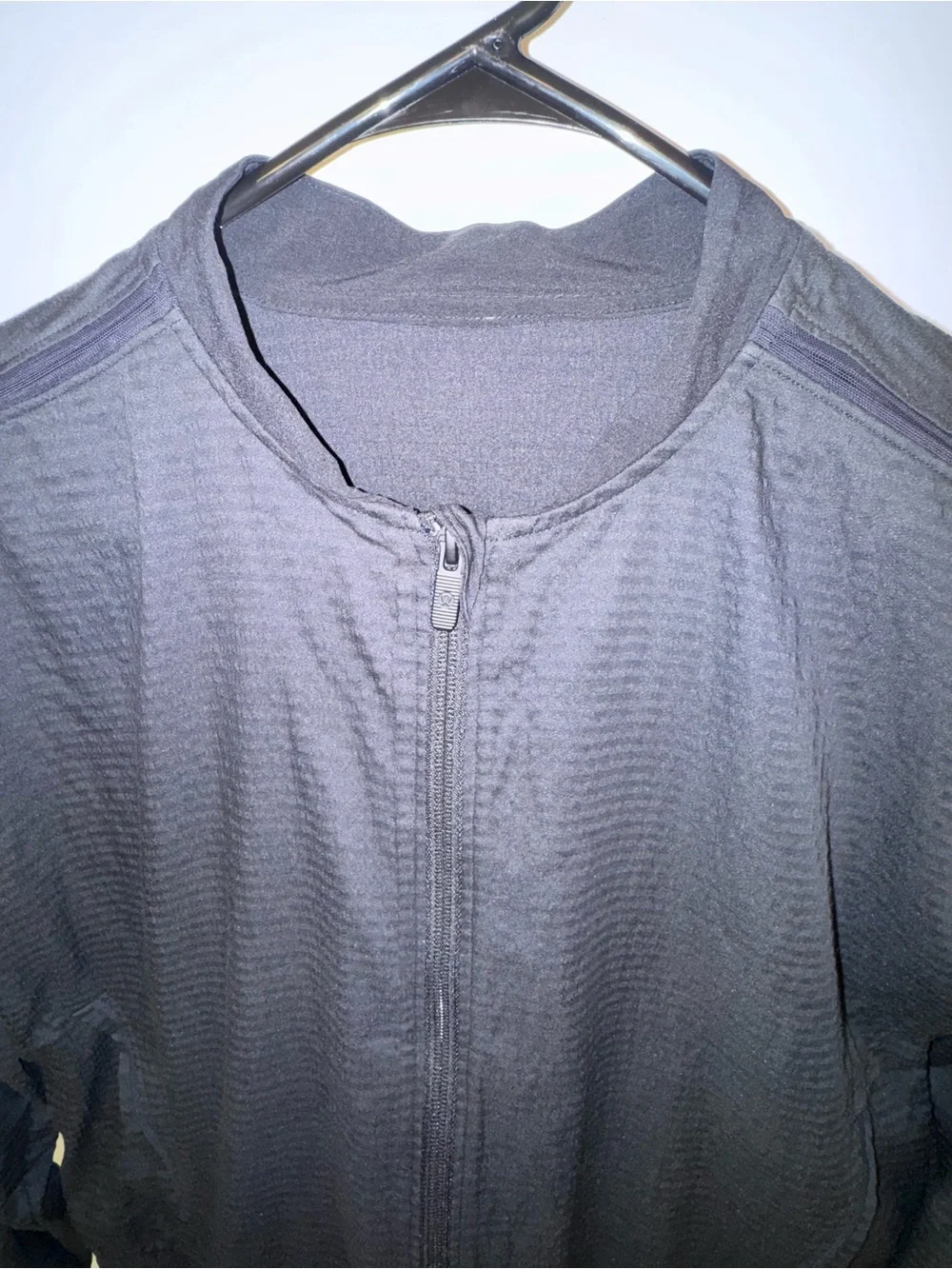 Lululemon pack light bomber jacket black